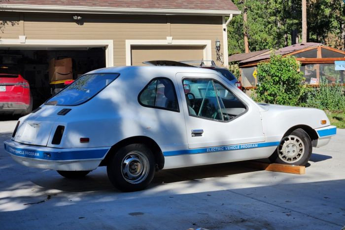 this-43-year-old-prototype-ev-has-a-hair-dryer-for-a-defroster-its-for-sale_2