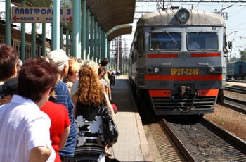 http://cfts.org.ua/imglib/_newimage/news/2017/08/30/iz_za_blokirovaniya_tenderov_prigorodnye_poezda_obespecheny_zapchastyami_menee_chem_na_tret_kravtsov_42678/845.jpg