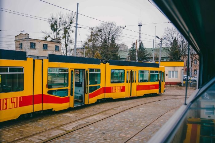 file-1764850784530-83