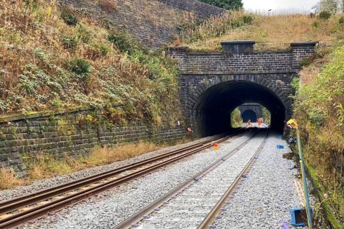 Summit-Tunnel-track-renewal-October-2021
