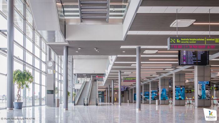 katowice_airport_terminal_b_after_expansion2
