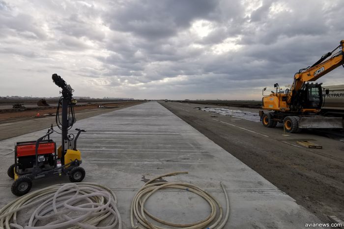 odessa_main_taxiway_construction_december2021_4