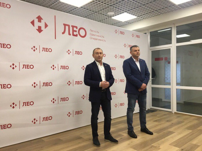 4900 тг в руб