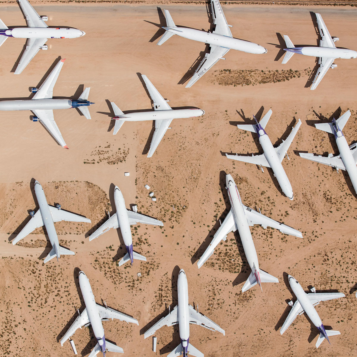 Благодаря пустынному засушливому климату, самолеты здесь хорошо сохраняются, и часть из них еще может взлететь во флоте новой авиакомпании.